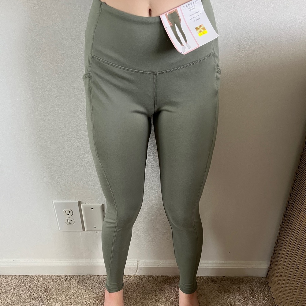 Danskin leggings Brand new - Picture 3 of 3